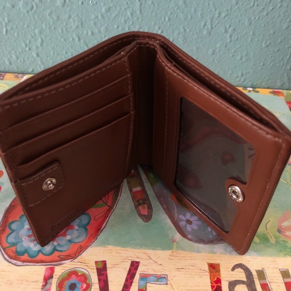 CUTE Coach Wallet - Picture 3 of 5